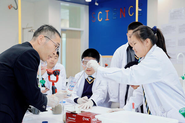 Grade 6 - 科学课,南通惠立学校